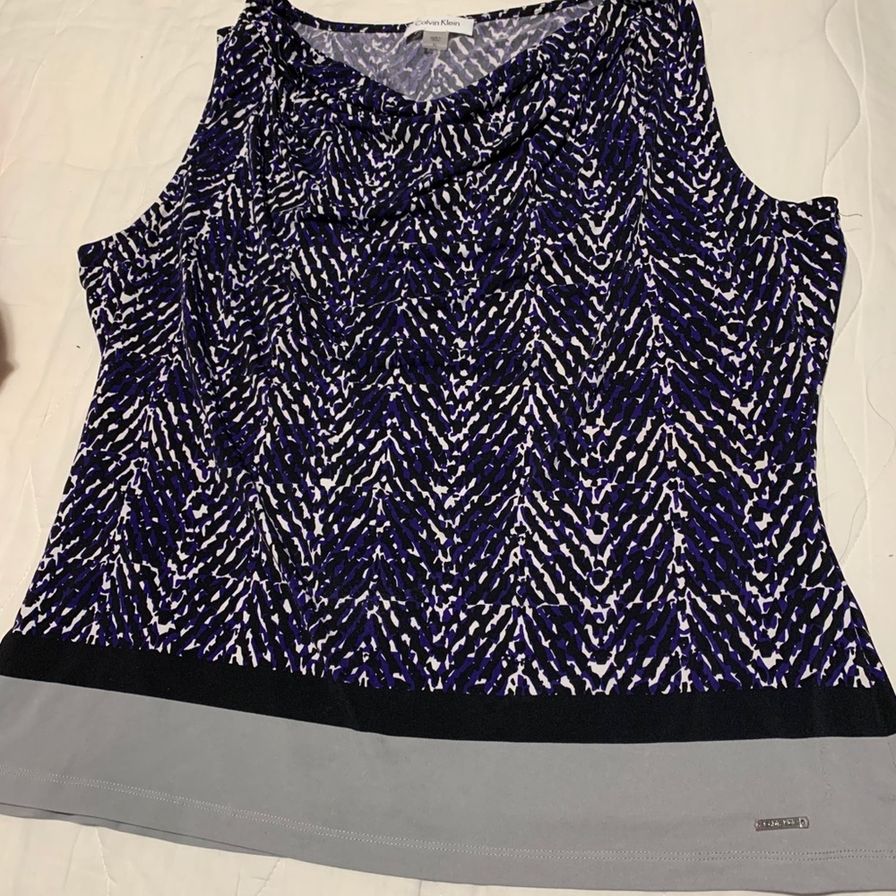CALVIN KLEIN DRESSY TOP
